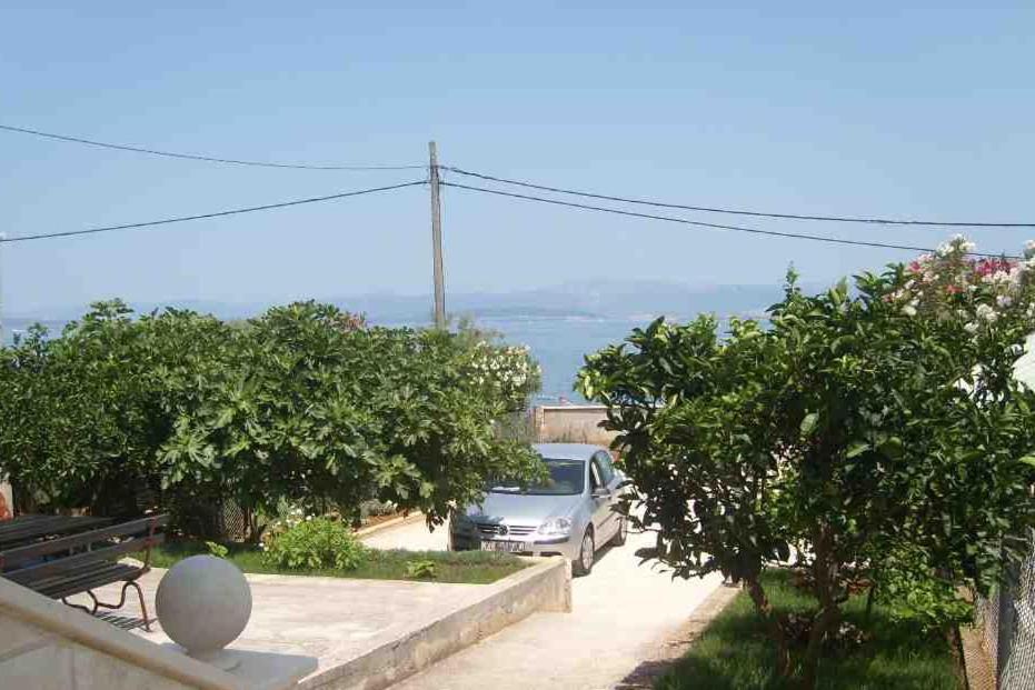 Apartments And Rooms By The Sea Sutivan, Brac - 2943 Eksteriør bilde