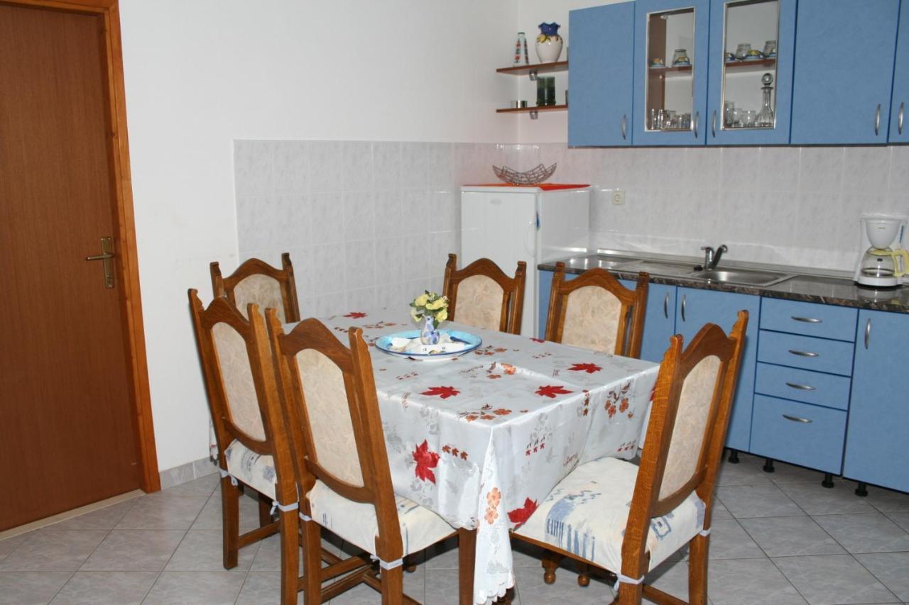 Apartments And Rooms By The Sea Sutivan, Brac - 2943 Eksteriør bilde